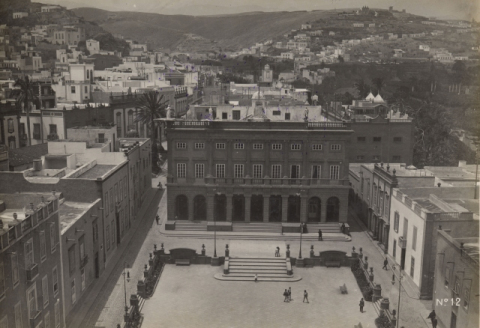 PLAZA DE SANTA ANA DESDE LA CATEDRAL