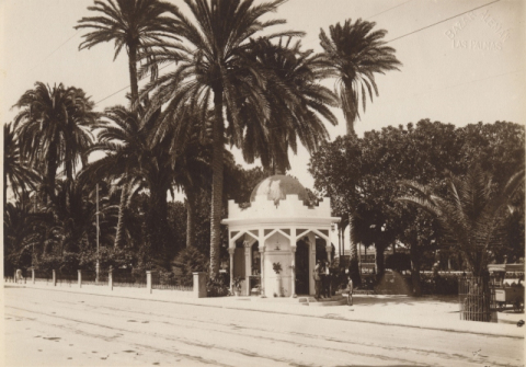 PARQUE DE SAN TELMO. KIOSKO