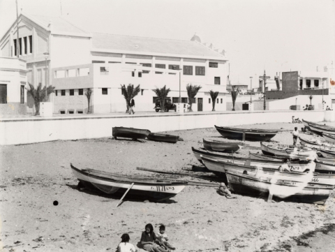 EL TEATRO HERMANOS MILLARES EN LA PUNTILLA
