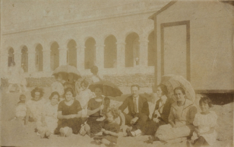 JUNTO AL HOSPITAL DE SAN JOSÉ