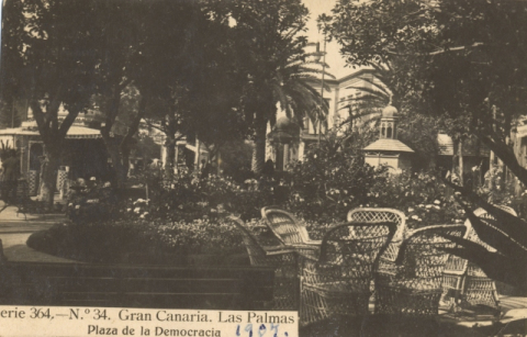 JARDINES Y TERRAZAS