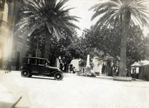 PLAZA DE LAS RANAS