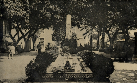PLAZUELA DE LAS RANAS