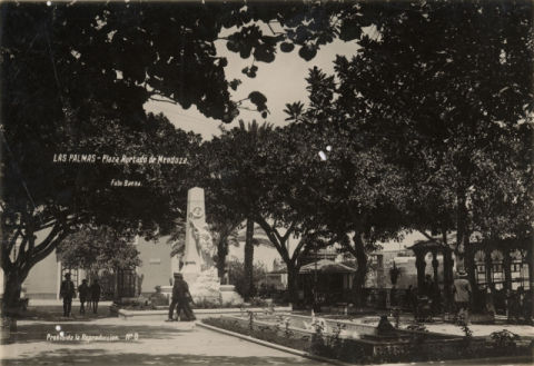 PLAZUELA. PLAZA DE LAS RANAS