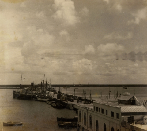 MUELLE SANTA CATALINA Y CLUB NAÚTICO