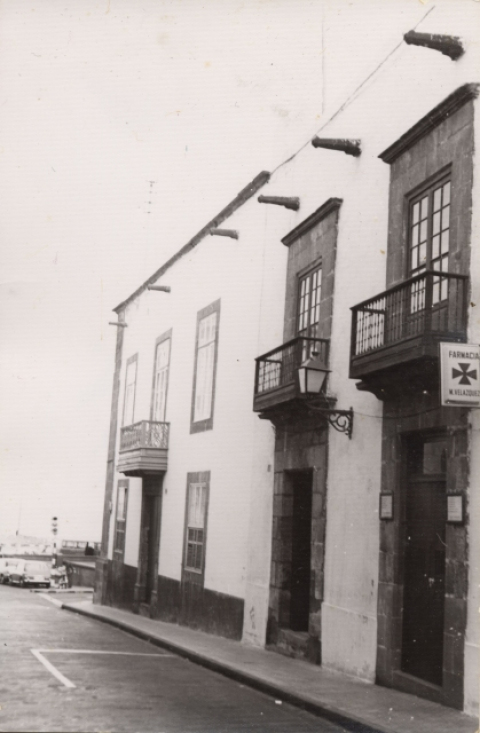 CALLE DE LOS BALCONES. CASA ALCÁZAR