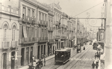 CALLE TRIANA