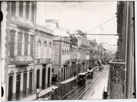 CALLE TRIANA