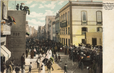 CARNAVAL EN LA CALLE TRIANA