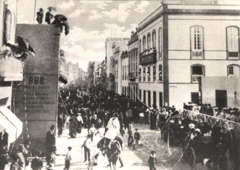 CARNAVAL EN TRIANA