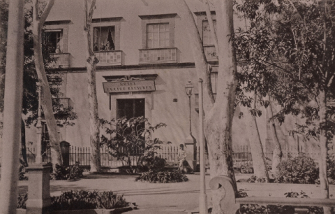 HOTEL CUATRO NACIONES