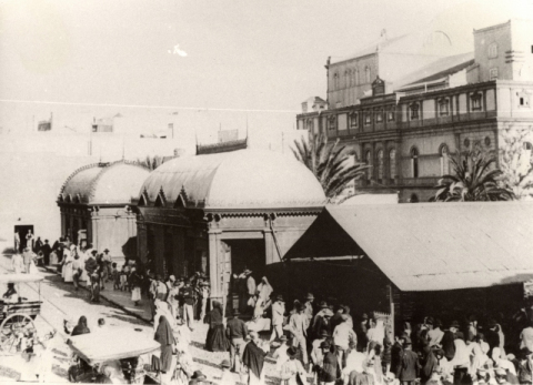 KIOSCOS DEL PUENTE DE PALO