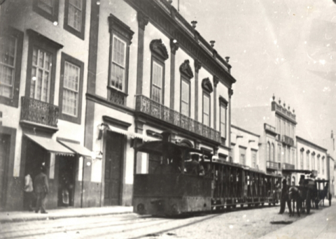 LLEGADA DEL TRANVÍA A TRIANA