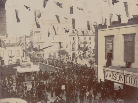 MANIFESTACIÓN PRO-DIVISIÓN POR EL PUENTE DE PIEDRA
