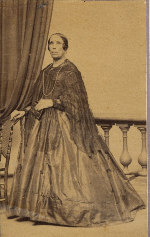MIRIÑAQUES Y CAPAS