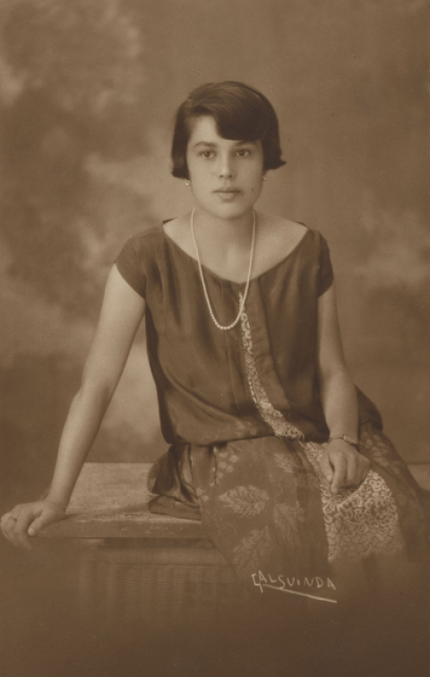 RETRATO DE JOVENCITA