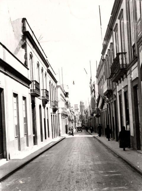 CALLE PÉREZ GALDÓS