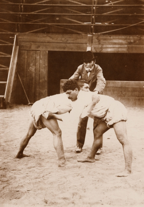LUCHADA EN EL ANTIGUO CIRCO CUYÁS