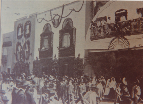 CASAS ENGALANADAS PARA ALFONSO XIII