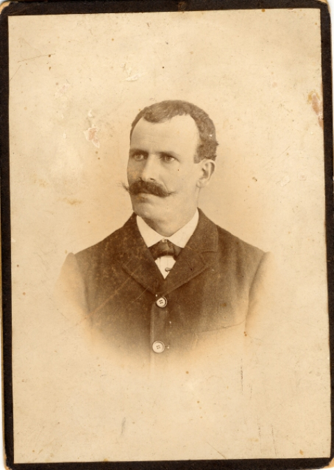 RETRATO DE SEÑOR