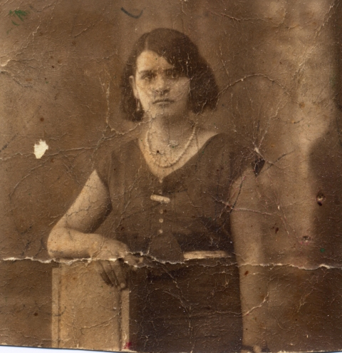 RETRATO DE SEÑORITA