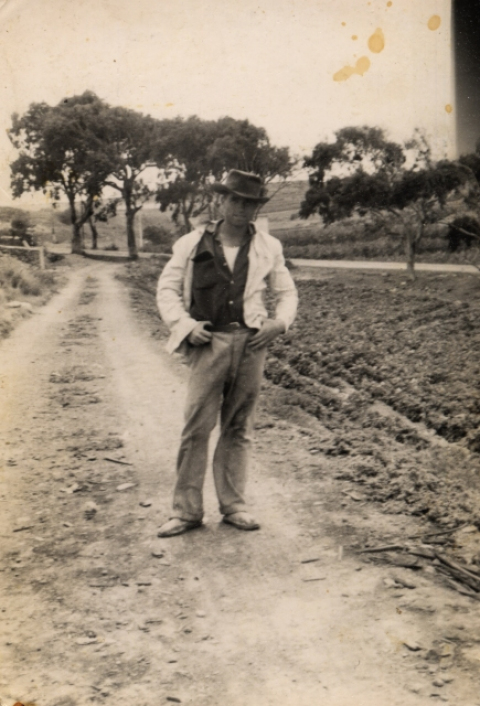 JOVEN JORNALERO DE TAMARACEITE