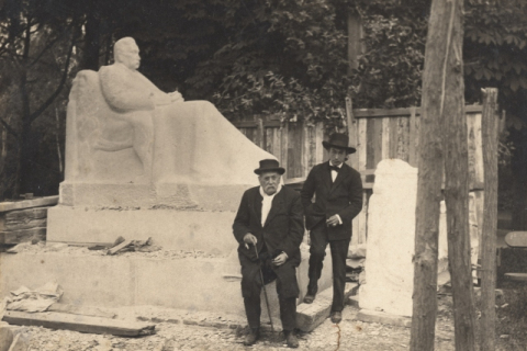 EL ESCULTOR, EL ESCRITOR Y SU ESTATUA EN MADRID