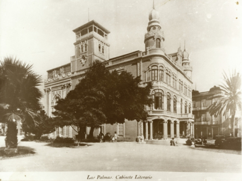 PLAZA DE CAIRASCO