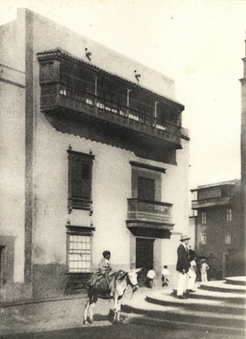 TRASERA DE LA CATEDRAL