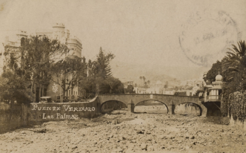 BARRANCO GUINIGUADA Y PUENTE DE PIEDRA