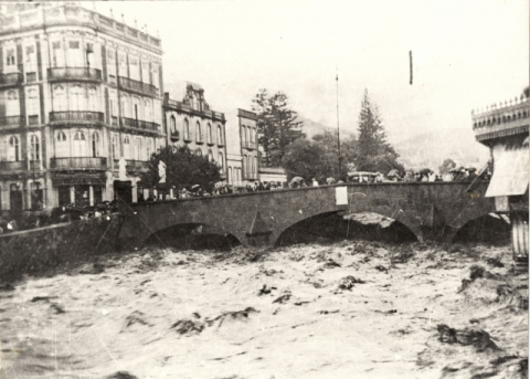 LA EXPECTACIÓN DE LAS LLUVIAS