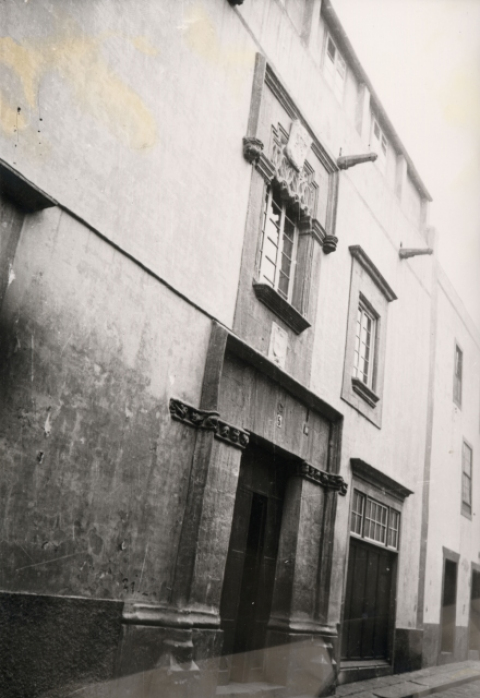 PORTALES DE LA CASA DE COLÓN