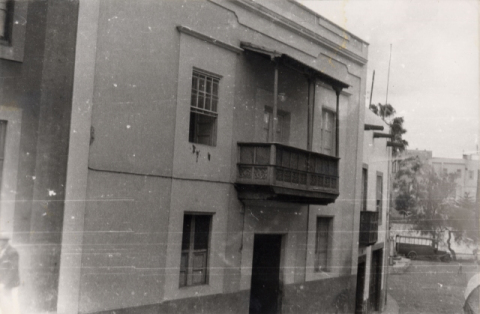BALCÓN CANARIO EN CALLE HERRERIÍA