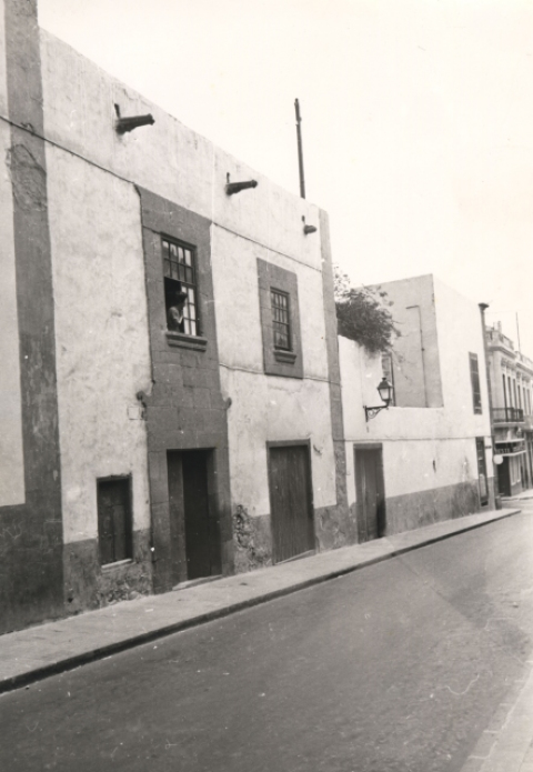 CALLE LÓPEZ BOTAS ESQUINA LOS REYES, CASAS COLONIALES