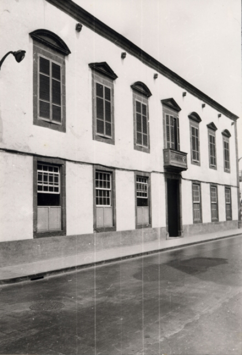 CALLE LOS REYES. CASA DE LAS GÁRGOLAS
