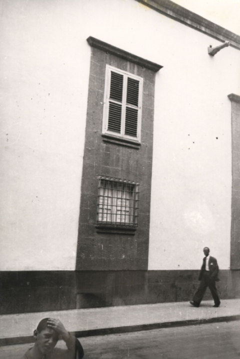 CALLE LOS REYES. DETALLE DEL PALACIO CONDAL