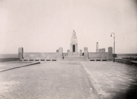 MONUMENTO A PÉREZ GALDÓS
