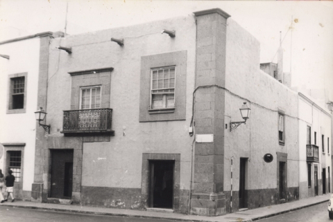 CASAS COLONIALES EN LA CALLE ESPÍRITU SANTO
