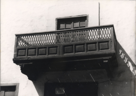 BALCÓN CANARIO EN LA CALLE TRIANA, 16