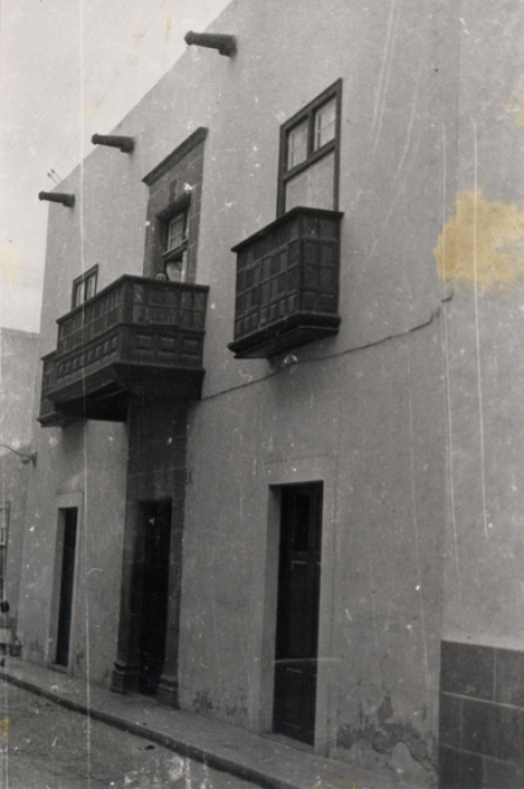 CASA COLONIAL EN LA CALLE ESPÍRITU SANTO