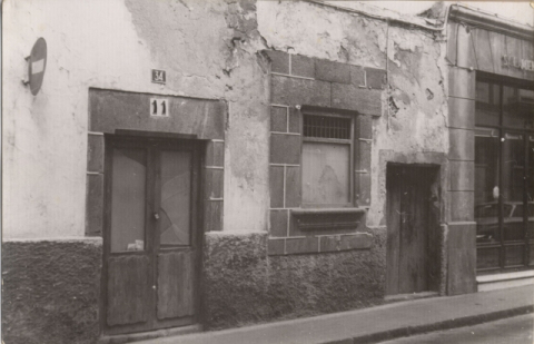 CASA EN LA CALLE CANO