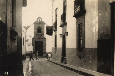 CALLE DE COLÓN E IGLESIA SAN ANTONIO ABAD