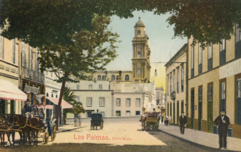 CALLE MURO Y CATEDRAL