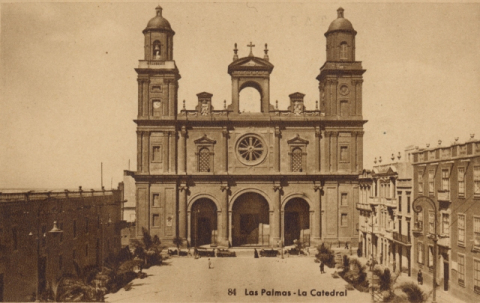 CATEDRAL Y PLAZA DE SANTA ANA