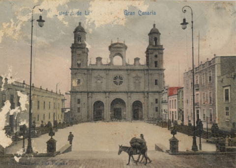 CATEDRAL Y PLAZA DE SANTA ANA