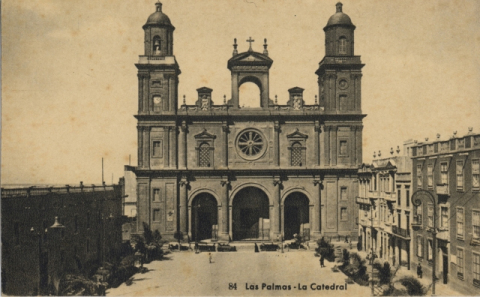 CATEDRAL Y PLAZA SANTA ANA