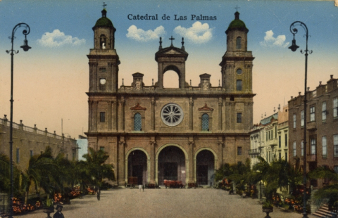 CATEDRAL Y PLAZA SANTA ANA