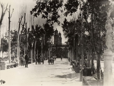 INTERIOR DE LA ALAMEDA DE COLÓN