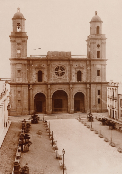 LA CATEDRAL SIN TEMPLETE