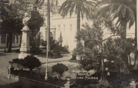 PLAZA DE SAN FRANCISCO Y MONUMENTO A COLÓN